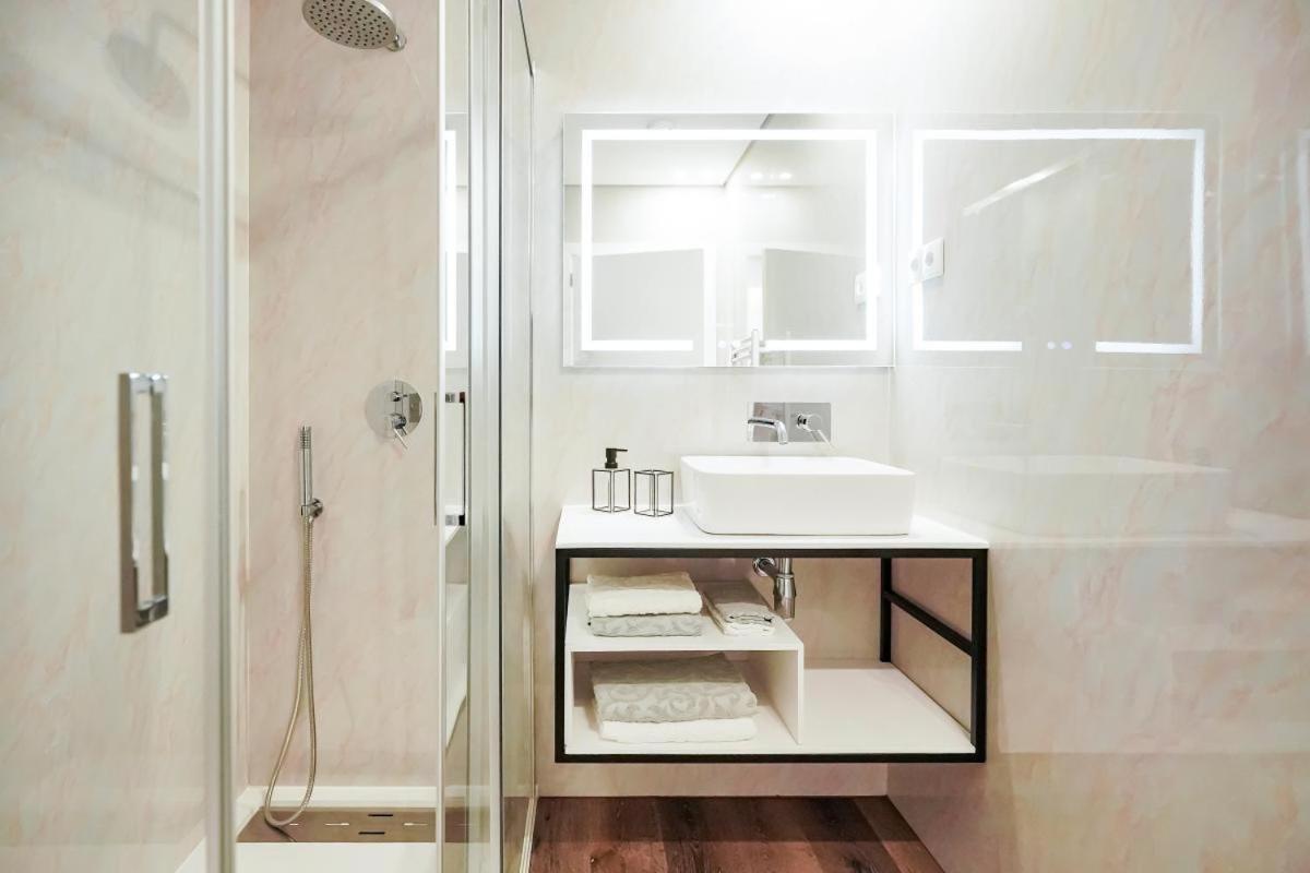 Rb Ganfei House Apartment Valenca Exterior photo